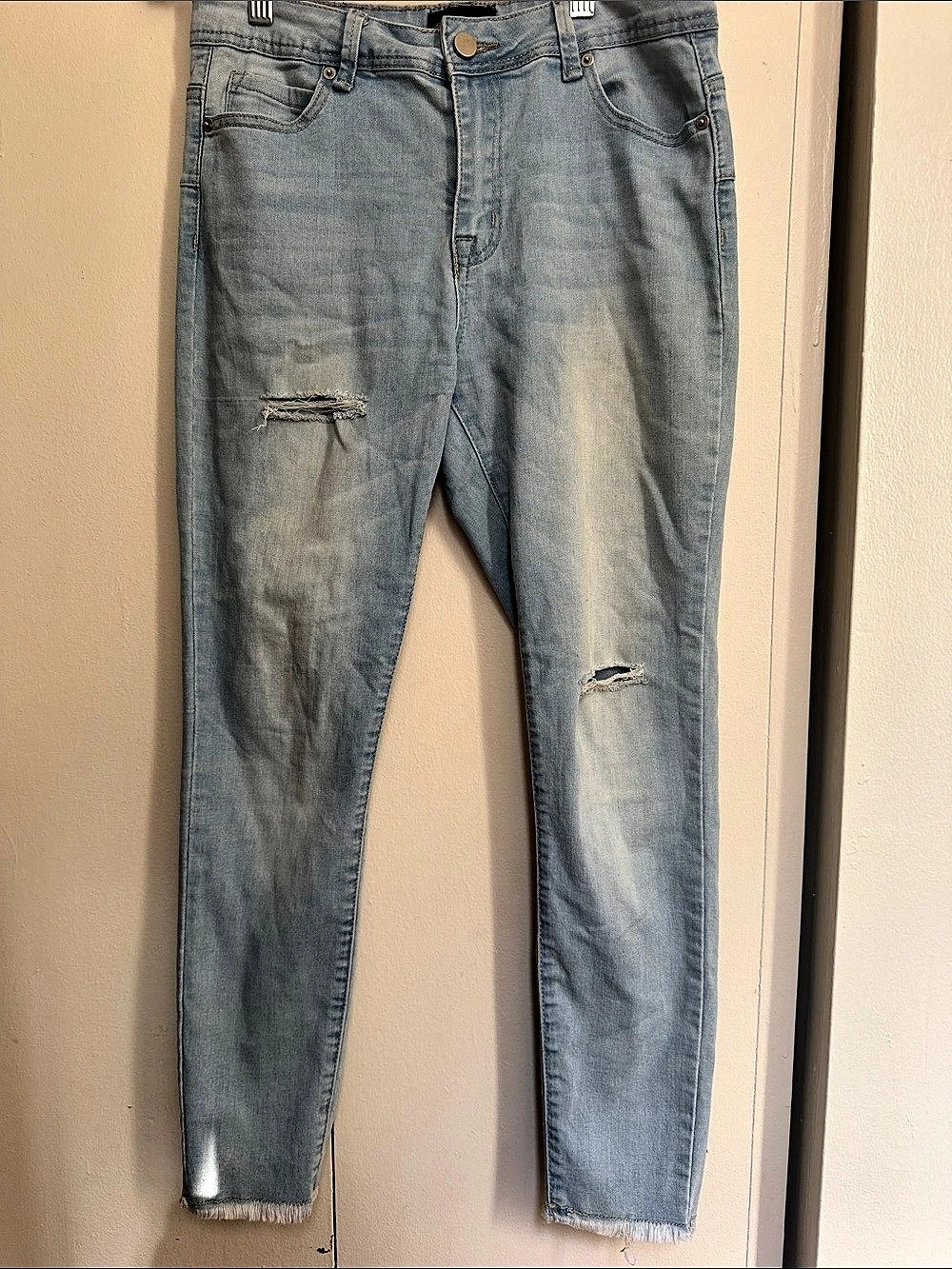 Women’s Distressed Blue Jeans Size 10